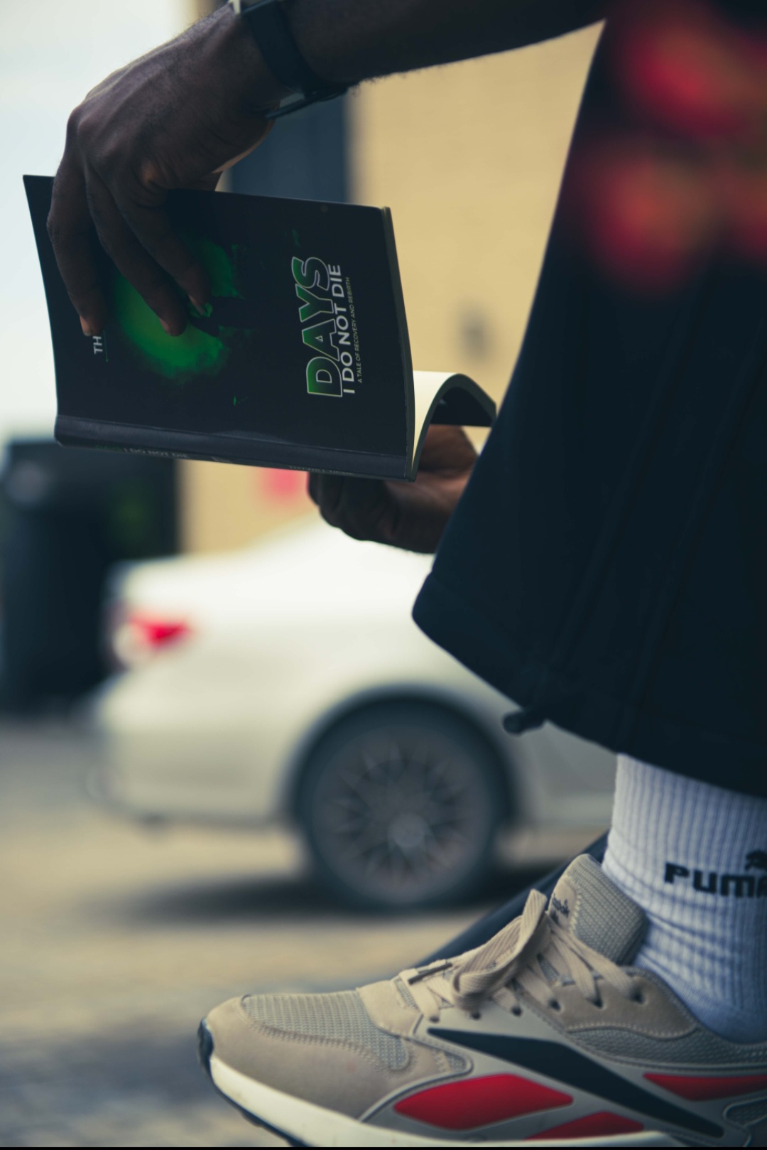 DAYS I DO NOT DIE - A TALE OF RECOVERY AND REBIRTH 